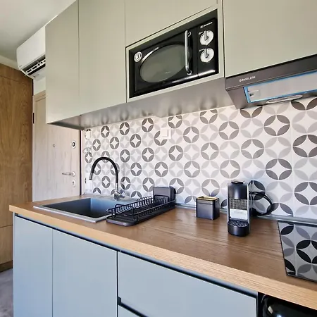 Small Elegant House * Szaloniki